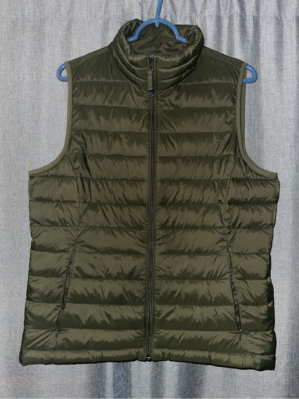 Amazon Essentials Puffer Vest